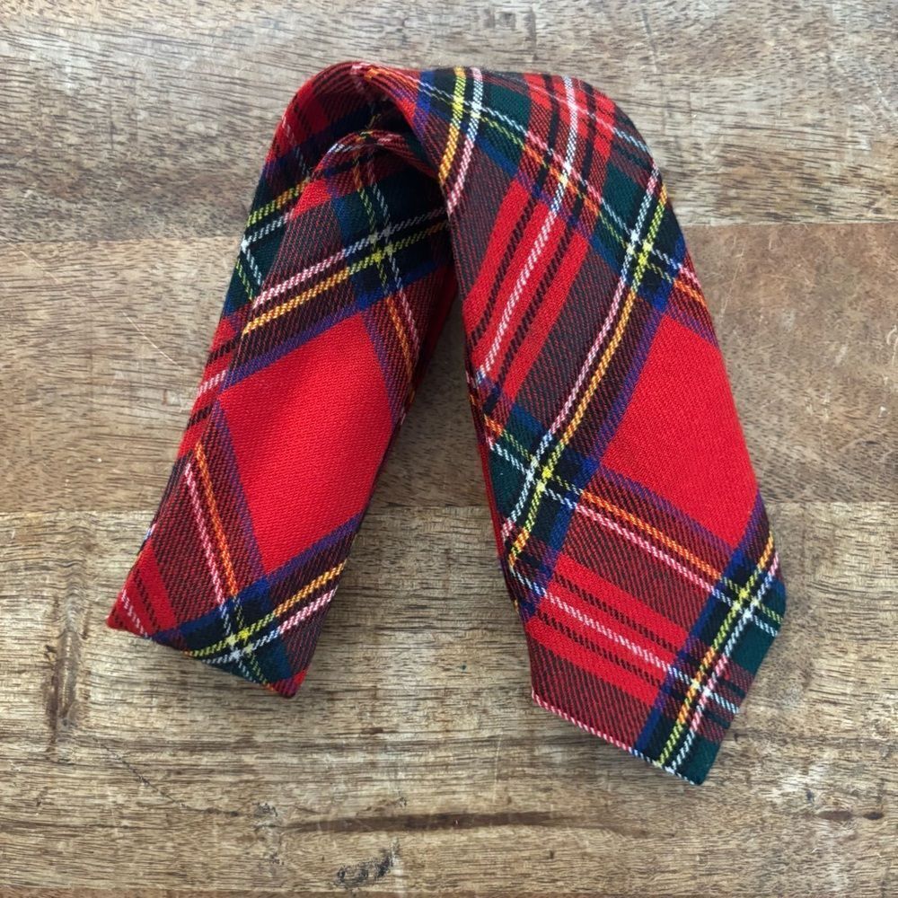 Vintage red Scottish plaid wool neck tie